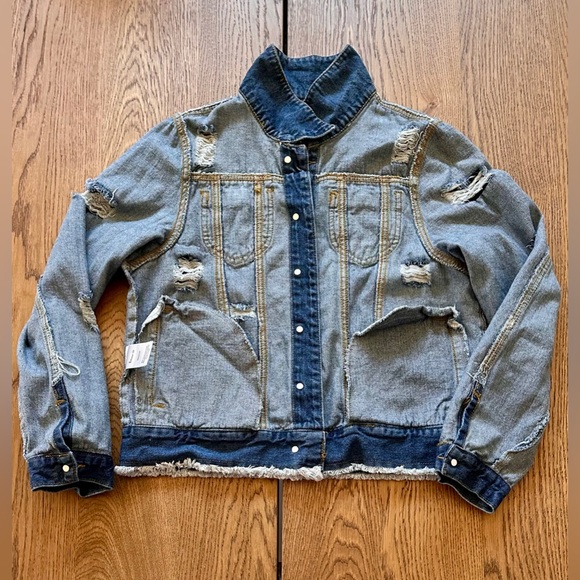 Between Us. Classic Blue Distressed Jean Jacket LARGE - Picture 8 of 16